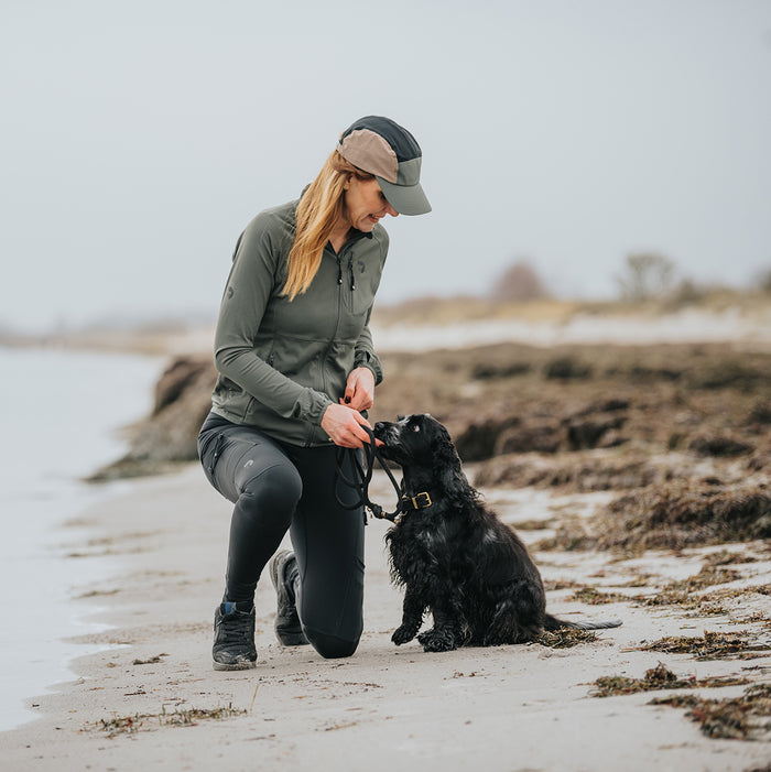 FeelFree Dog Walker Tights | Black | Ruby