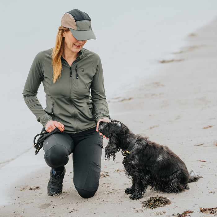 FeelFree Dog Walker Tights | Black | Ruby