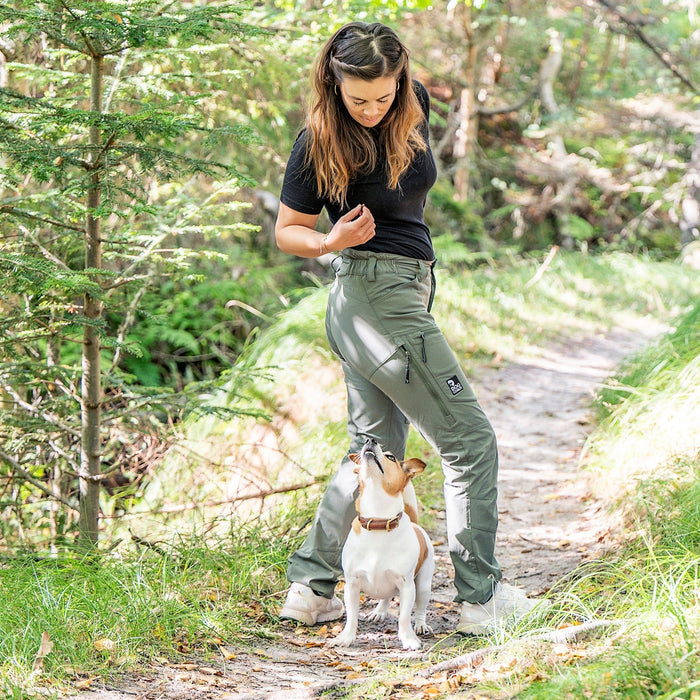 Dog Walker Shell Pants | Beetle | Short | Rumle