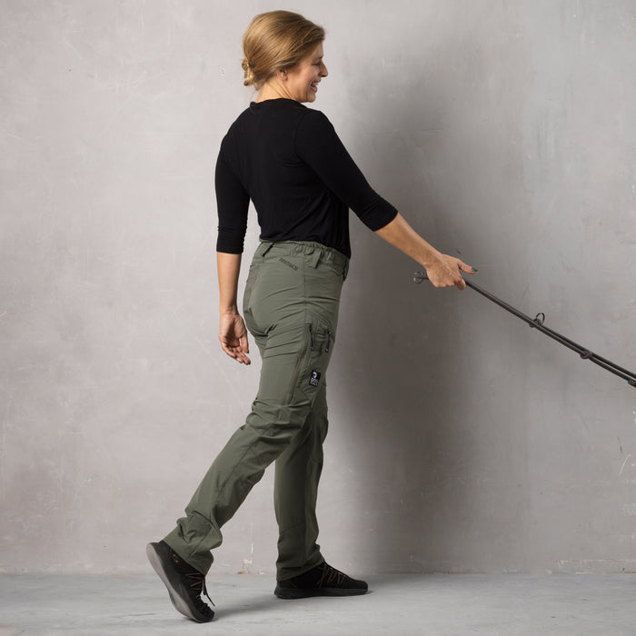 Dog Walker Shell Pants | Beetle | Long | Hope